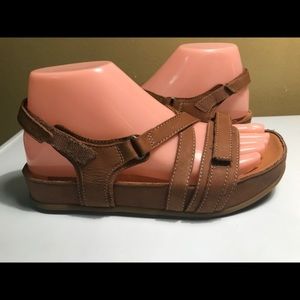 Earth Shoes Kalso RAMBLE HONEY Brown Sandals Sz 6